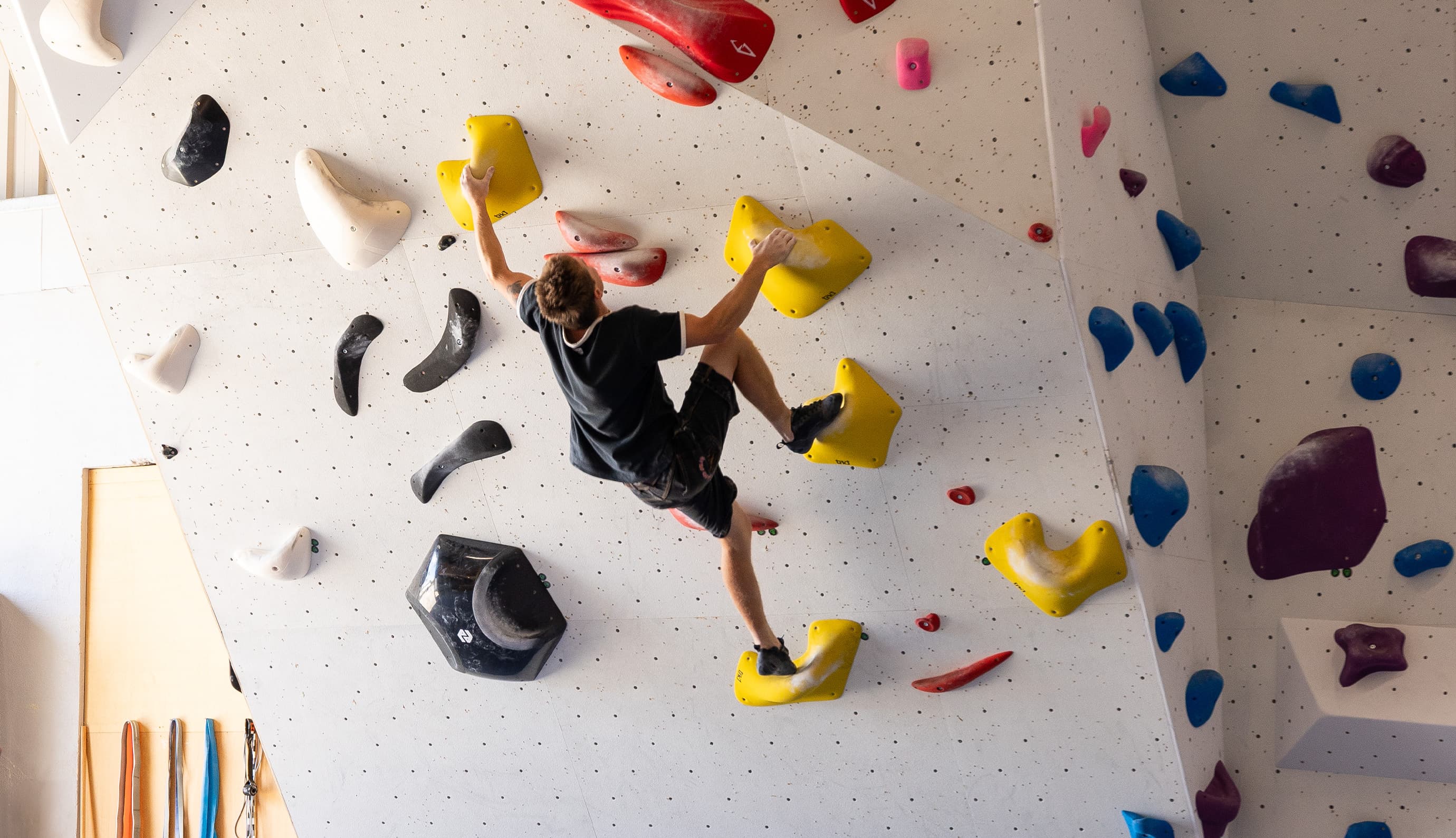 Water-Skiing-Lake-Jindabyne-Carousel